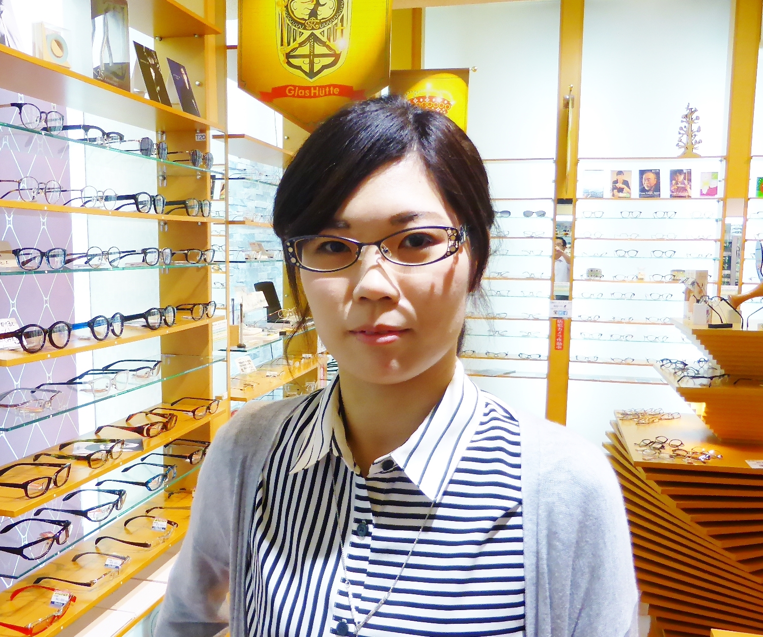 メガネレンズが厚くて薄くしたいのだけど 名古屋栄のスポーツサングラス メガネ専門店グラスヒュッテ
