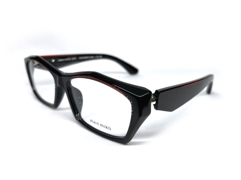 A03525Pointillee black/transparent red